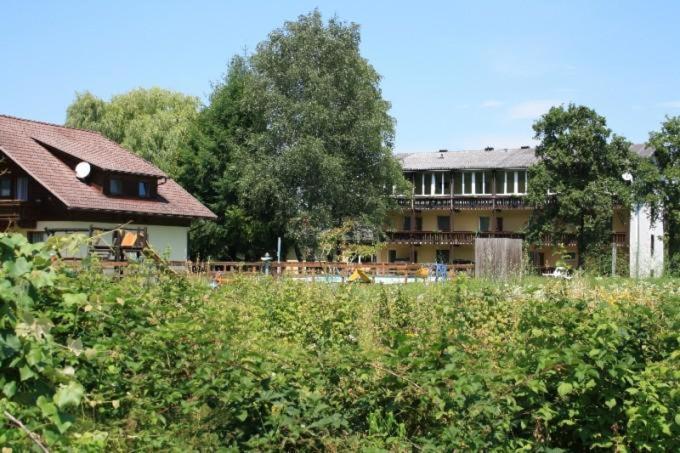 Schmautz Ferienwohnungen & Zimmer Miklauzhof Exterior foto