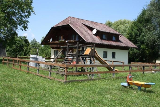 Schmautz Ferienwohnungen & Zimmer Miklauzhof Exterior foto